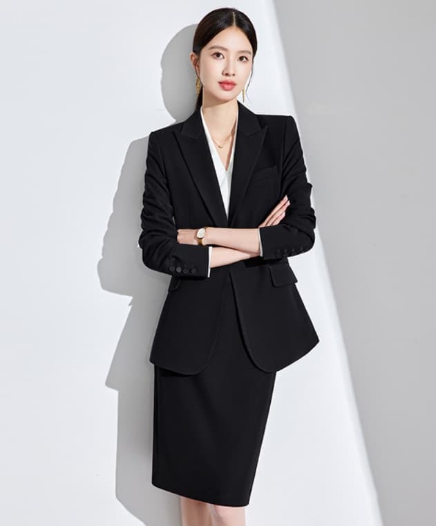 制服スカート 端正なシルエットの上質タイトスカート制服