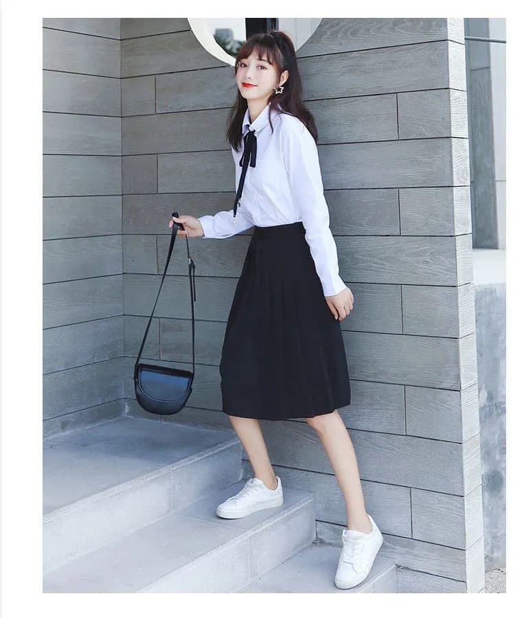 制服スカート 上品シルエット プリーツスカート